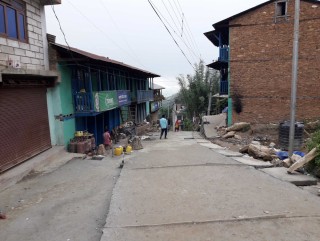 खोटाङको सदरमुकाम दिक्तेल बजार ढलानको काम सुरु
