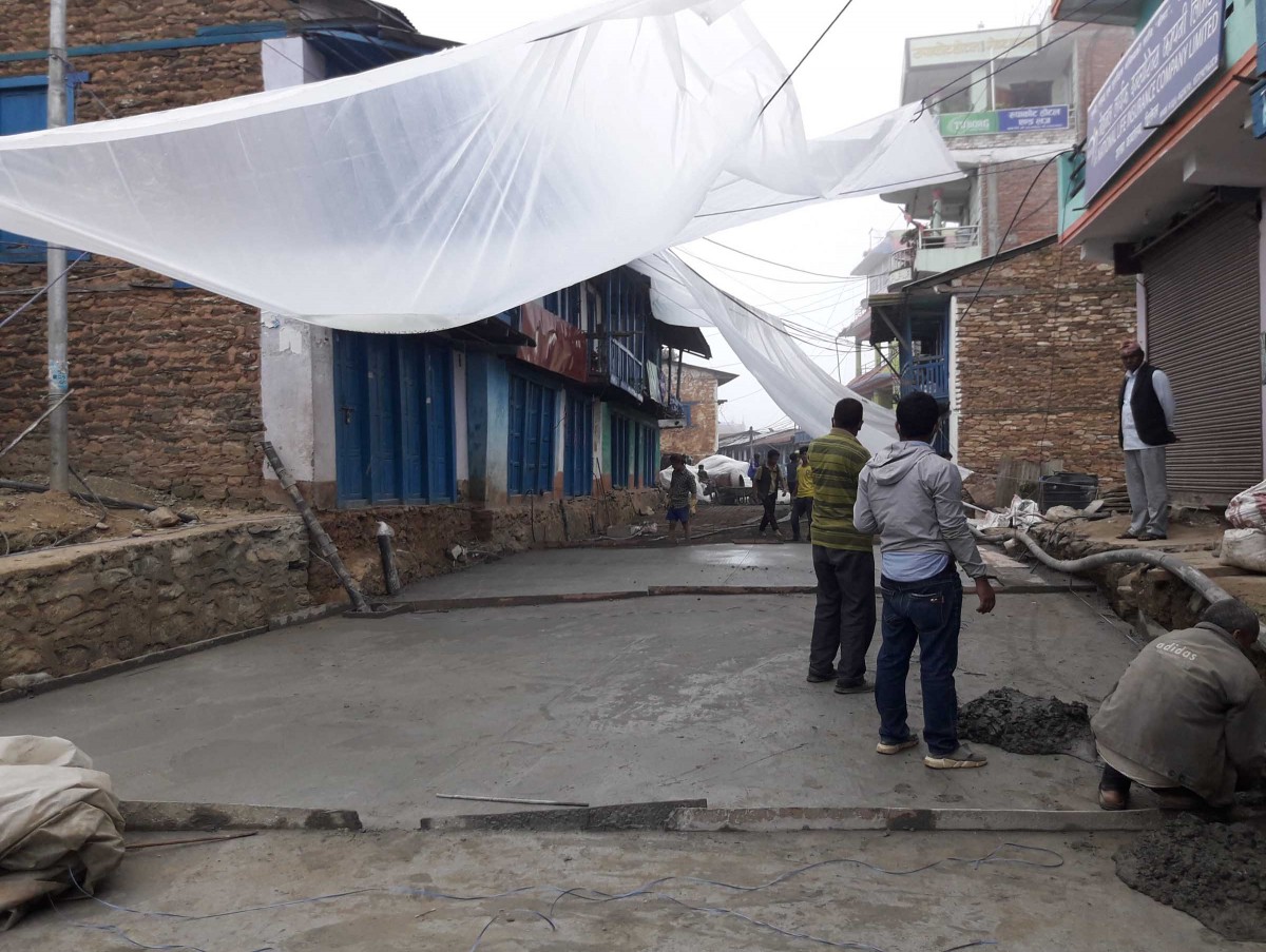 dhalan_slop_diktel bazar (starts) photo_daman2.jpg