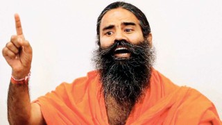कोरोना भाईरसका विरामी निको पार्ने औषधी बनाएको भारती योगगुरु रामदेवको दाबी