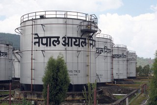 पेट्रोल र डिजेलको मूल्य बढ्यो