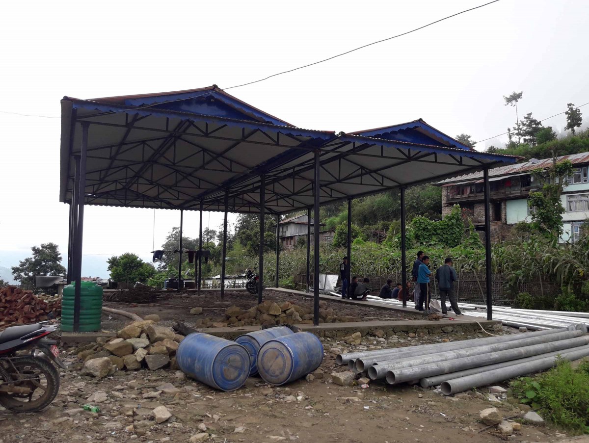 हलेसी तुवाचुङ नगरपालिका कृषि उपज संकलन तथा बिक्री केन्द्र निर्माण गर्दै
