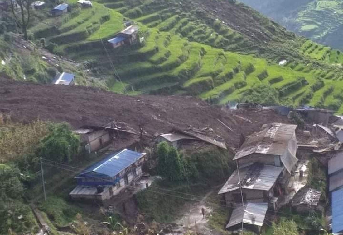Sindupalchok pahiro.jpg
