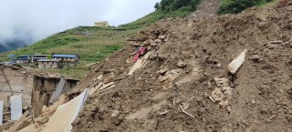 झरी शनिबार साँझसम्म पर्ने, सामान्य वर्षामा समेत पहिरो जानसक्ने चेतावनी