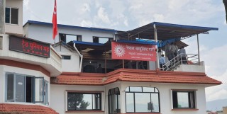 नेकपाको सचिवालय बैठक आज पहिलो पटक पेरिसडाँडामा, मन्त्रीहरू हेरफेरको विषयमा छलफल