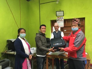 विद्यालयलाई वडा कार्यालयको ल्यापटप र प्रिन्टर