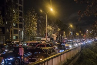 देशव्यापी लकडाउन हुने भएपछि फ्रान्समा ७ सय किलोमिटरसम्म ट्राफिक जाम