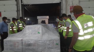 १० लाख डोज कोरोना भ्याक्सिन नेपाल आइपुग्यो