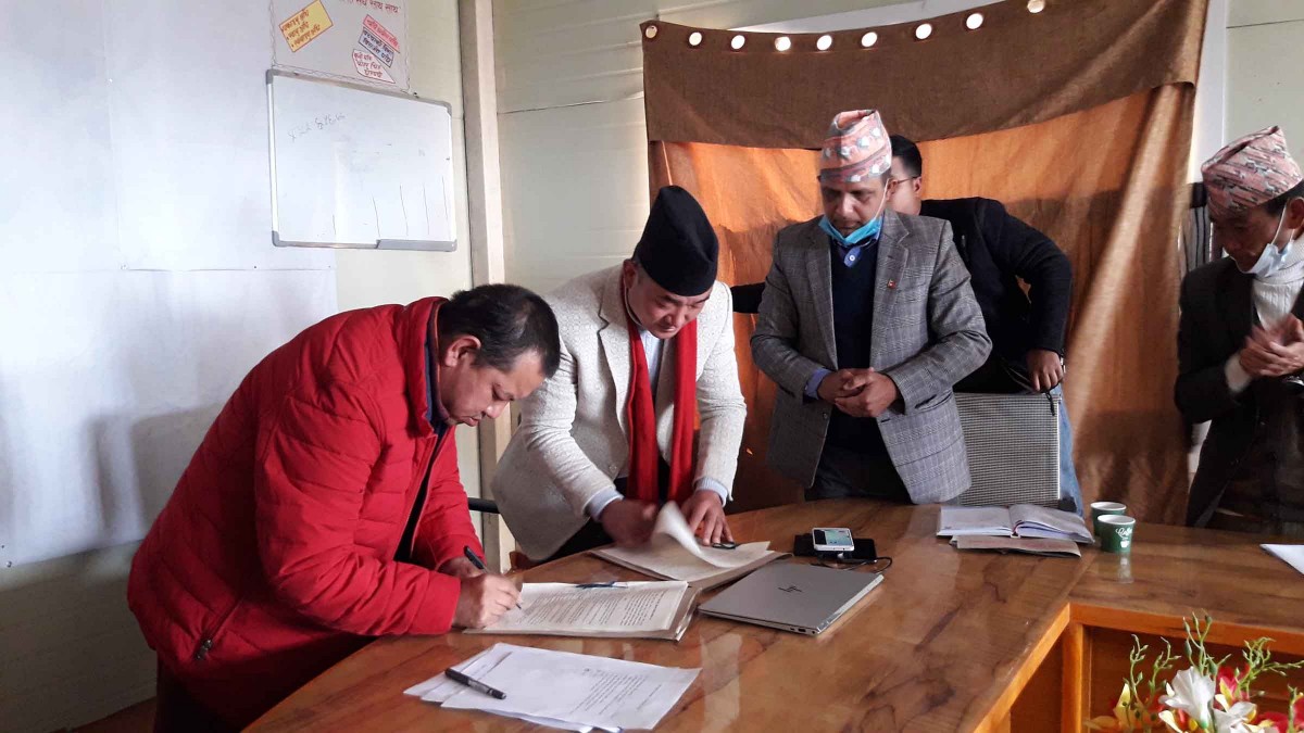 contract for padmasambhab statue photo_khotang1.jpg