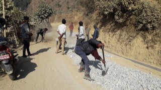 सडक तथा सडकको सिमा संरक्षणका लागि स्थानीय तह समक्ष हारगुहार