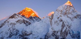 बहराइन राजपरिवार सदस्यको टोलीले सगरमाथा आरोहण गर्ने