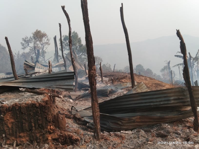खोटाङमा डढेलो गाउँ पस्दा दिनानुदिन क्षती