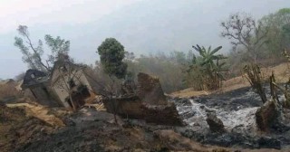 खोटाङको दिप्रुङ डाँडागाउँमा डढेलोले घर जले