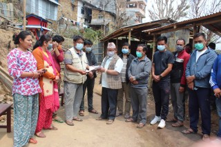 आगलागी पिडित उद्यमीलाई राहत जुट्दै