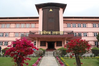 जग्गा धितोमा रोक नलगाउन सर्वोच्चको आदेश, कर्जा दिन पाउने बाटो खुल्यो