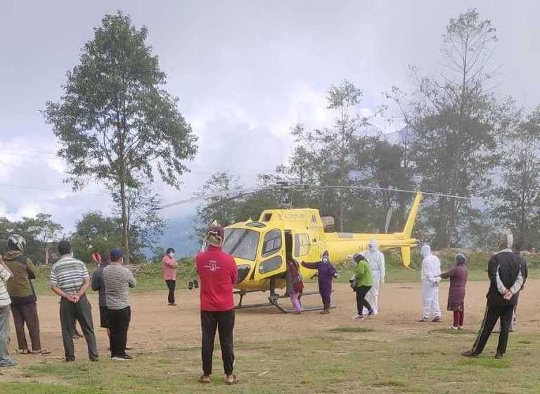 कोरोना संक्रमित लाखौंमा हेलीकोप्टर चार्टर गर्न बाध्य