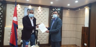 नेपाल टेलिभिजनका कार्यकारी अध्यक्ष विष्टले दिए राजीनामा