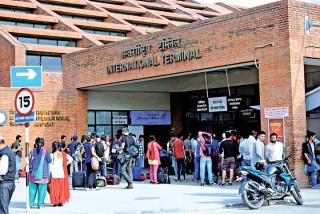 कतार जान तयार रहेका ३४ नेपाली अलपत्र