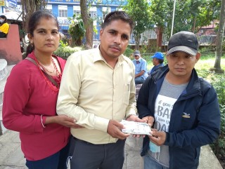 दुवै मिर्गौला फेल भएका टेकबहादुरलाई प्रवासबाट सहयोग
