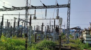 भरतपुर सबस्टेसनमा मर्मत जारी, मान्छे थपेर भए पनि काम छिटो गर्न घिसिङको निर्देशन