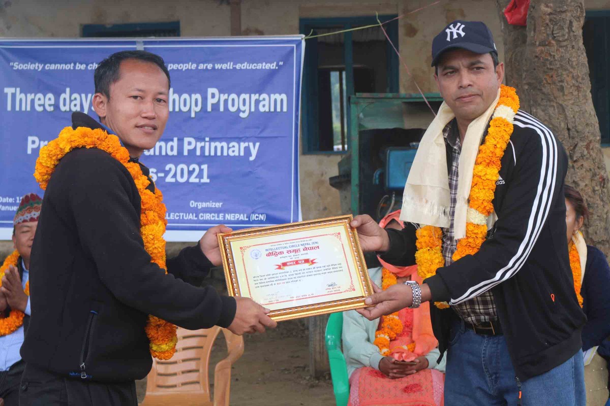workshop for teacher by icn at chyasmitar photo_khotang4.JPG