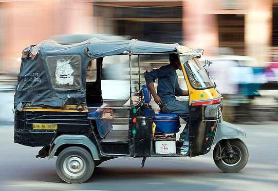 दिक्तेलमा अटो रिक्सा र ई–रिक्साको भाडा दर निर्धारण