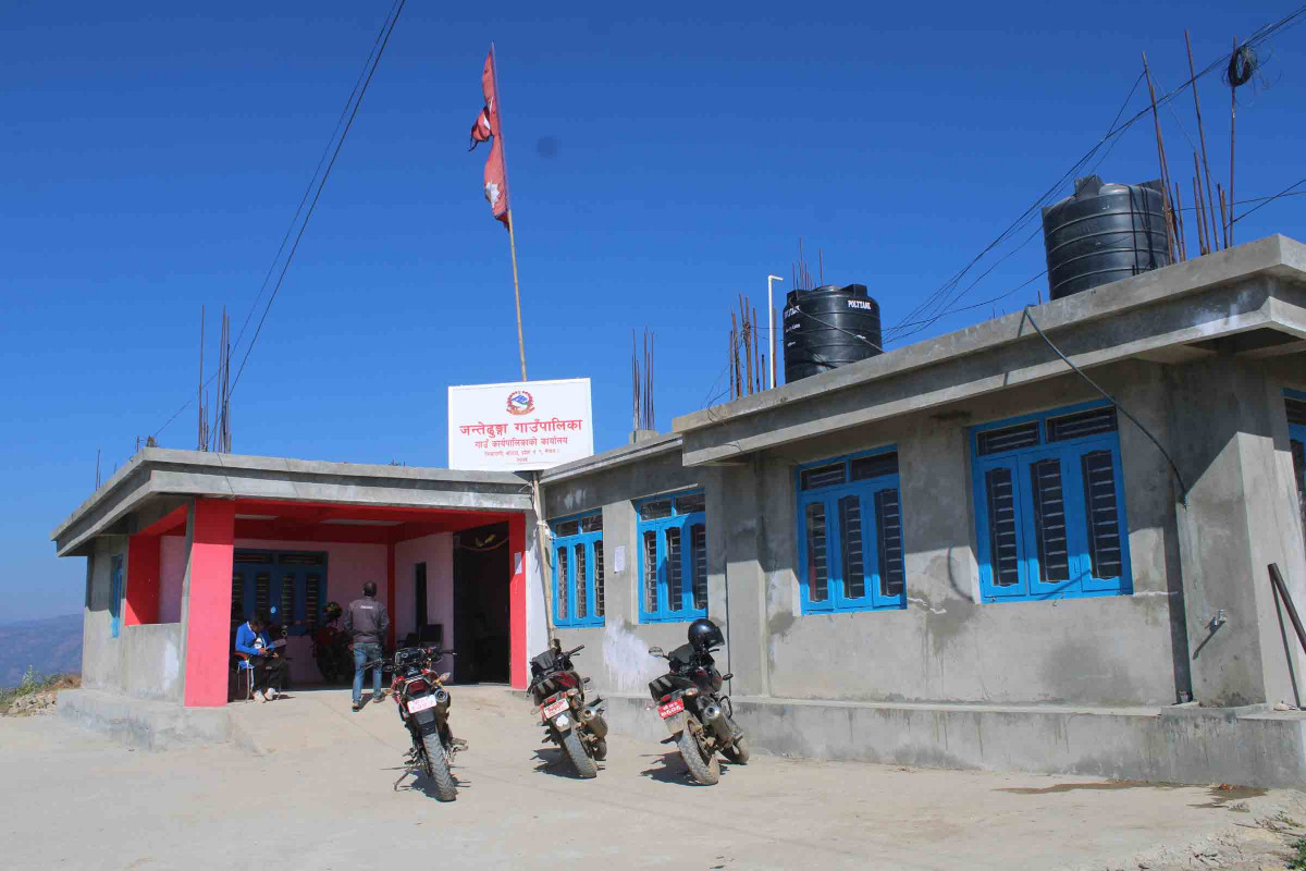 चिसो बढेपछि जन्तेढुंगामा हप्ता दिनका लागि विद्यालय बन्द