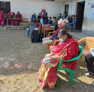 रावाबेँसीका उत्कृष्ट महिला स्वास्थ्य स्वयंसेविका सम्मानित