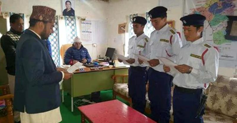 ऐसेलुखर्क : सेवाबाट निकालिए दुई गाउँ प्रहरी