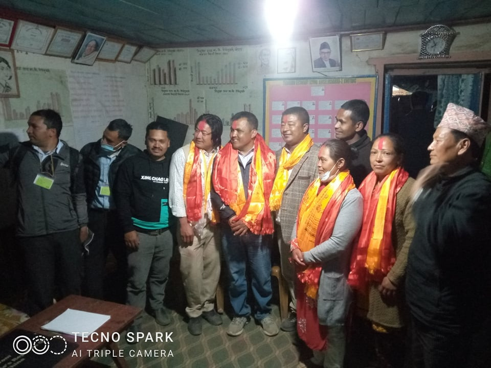 विद्यालय गाँज्दै राजनीतिक दल