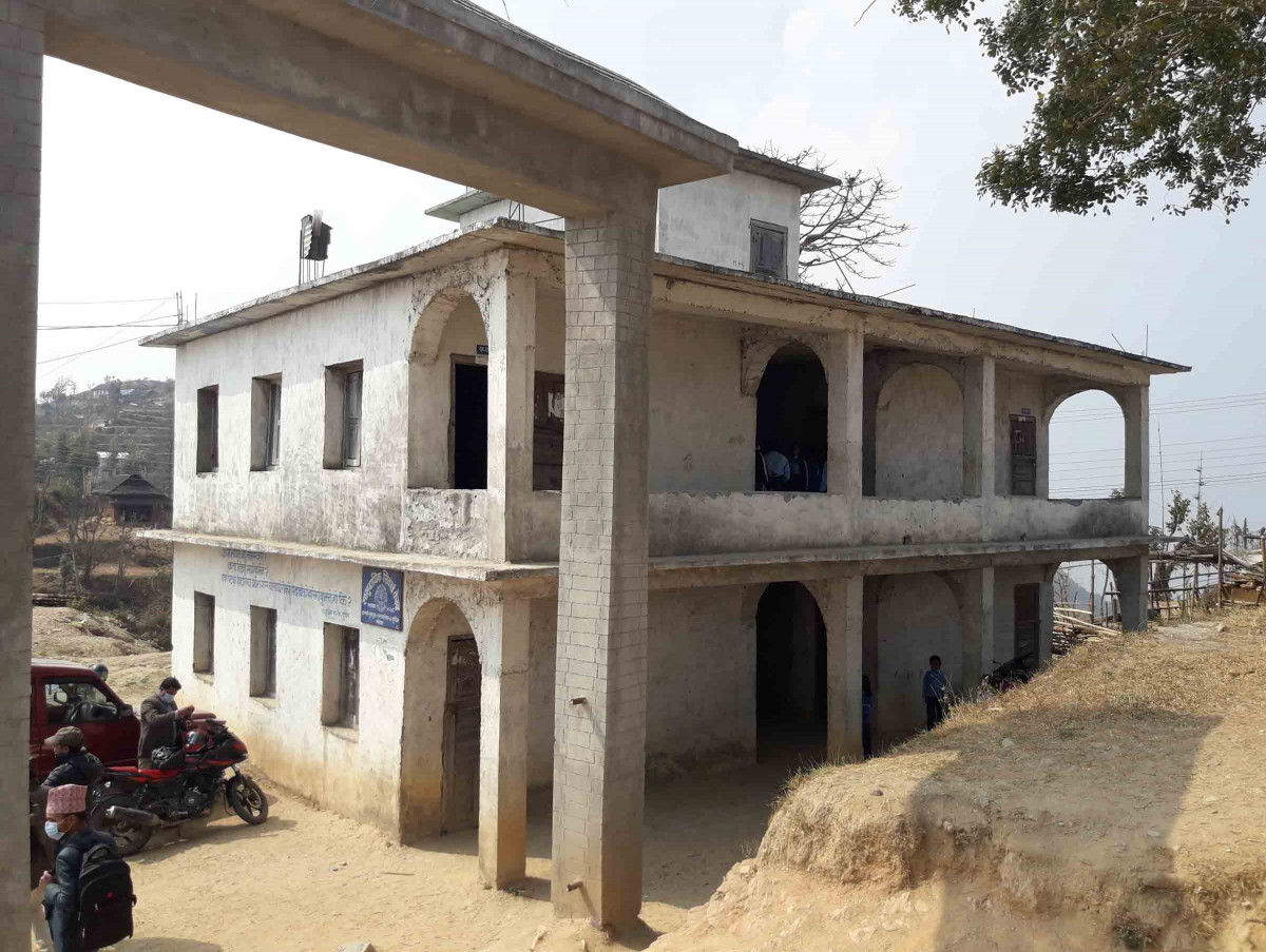 खोटाङ  :  वर्षौंसम्म भवन निर्माण नगर्ने विद्यालयलाई रकम फिर्ता गर्न निर्देशन