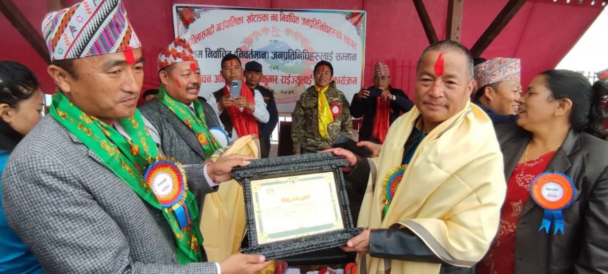 केपिलासढी : नवनिर्वाचित र निवर्तमान जनप्रतिनिधि बीच स्वागत तथा विदाई