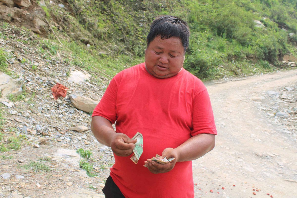 9. litchi at khotang.JPG