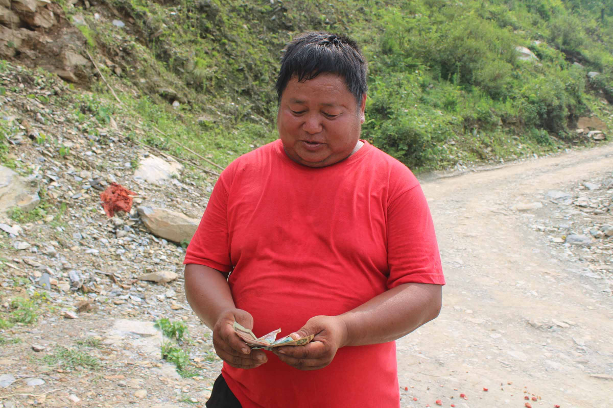 10. litchi at khotang.JPG