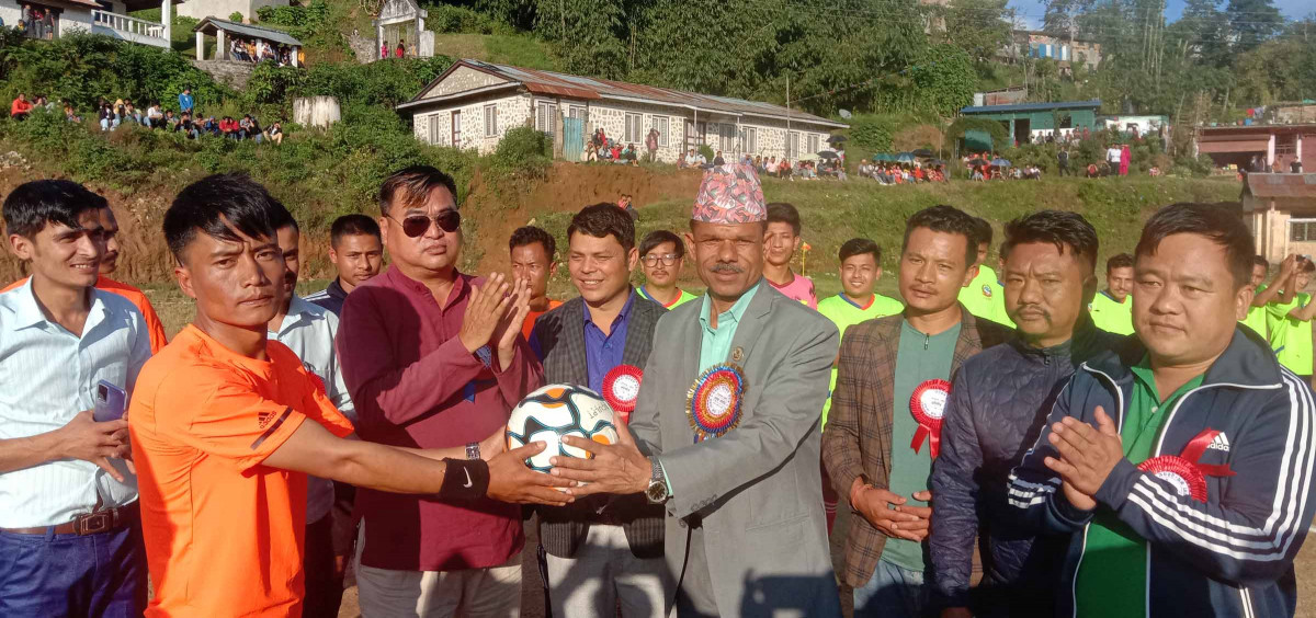 समता फुटबल प्रतियोगीताः नमस्ते सुपर खोटाङ यातायात प्रालिको विजयी सुरुवात
