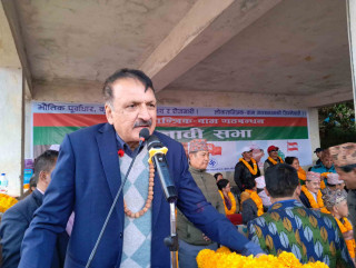 ओली जी कुरा गर्नुहुन्छ, काम गर्नुहुन्नः डा. महत