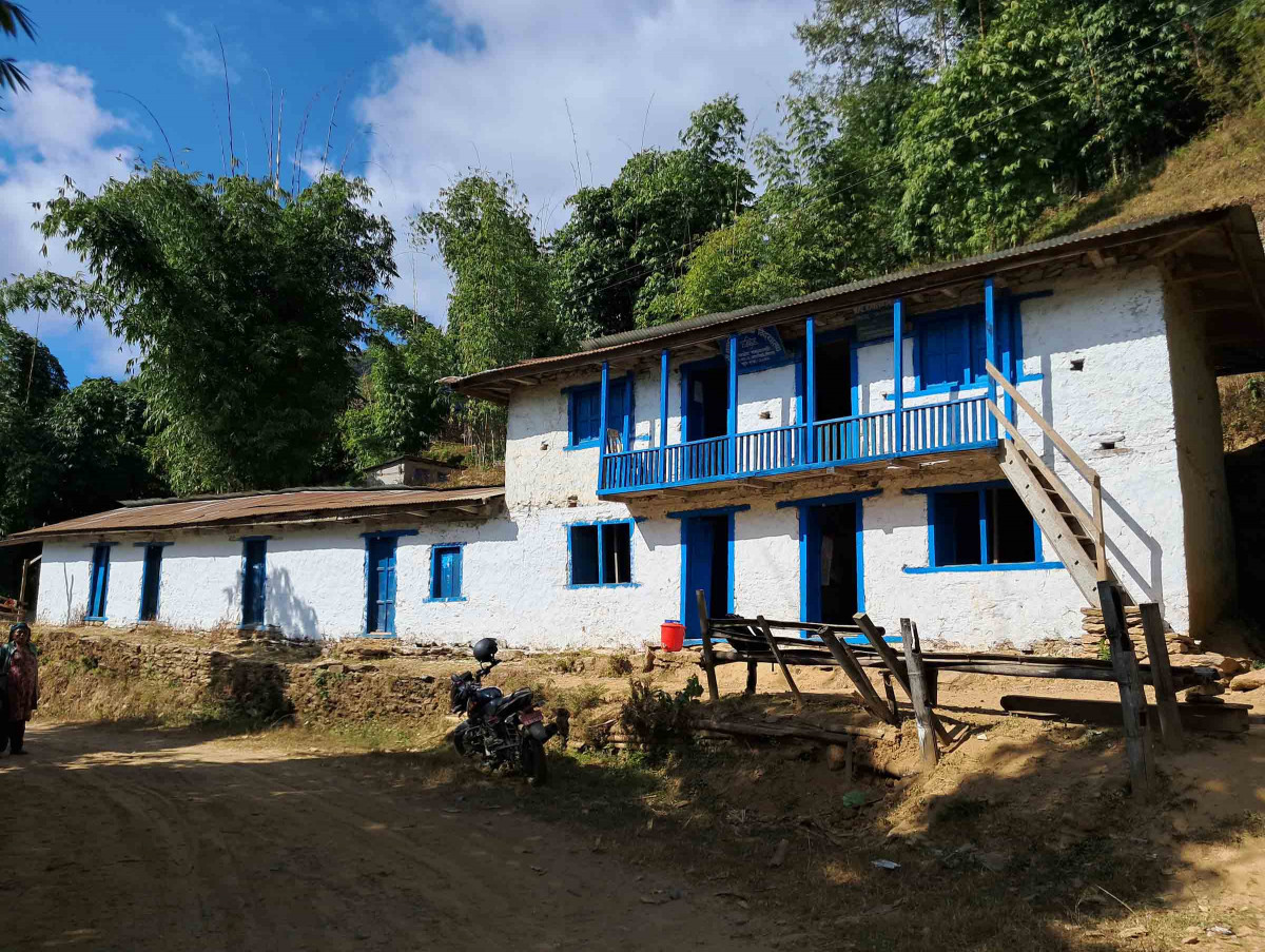 ‘न भवन न दरबन्दी’