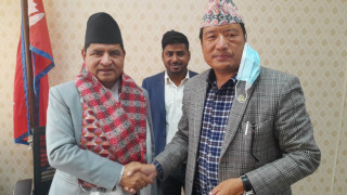 सेखुवा–चखेवा सडक कालोपत्रेको काम गराउन मन्त्री समक्ष हारगुहार