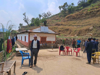 खोटाङ:  वाप्लुखा प्रहरी जिर्ण भवनमा, सेवा प्रवाह कष्टप्रद