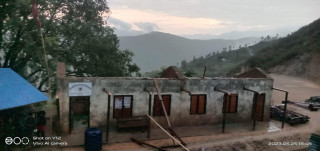 हावाहुरीले घर तथा विद्यालयमा क्षती