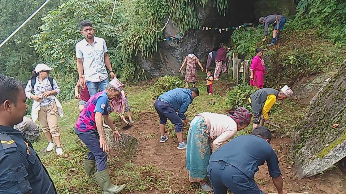 धार्मिक तथा पर्यटकीय स्थल धन्नेश्वरी गुफा