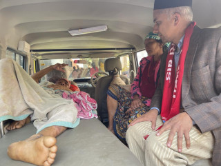रुखबाट लडेर गेडी भाँचिएका जयकृष्णलाई नगरको साथ, लगियो ट्रमा सेन्टर
