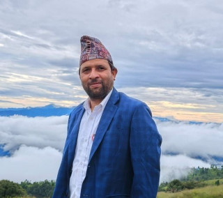 तिमी जुन जस्तै छौं ।