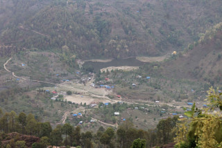 बराहपोखरीमा खोलाको बालुवा संकलनमा ‘मनोमानी’