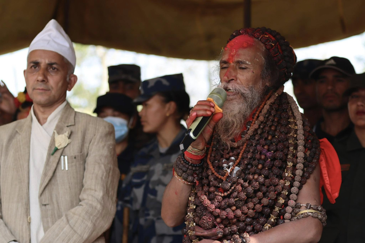 प्रसिद्ध धर्मगुरु कालीदास बाबाद्वारा हलेसी र कालिका भगवती मन्दिरको दर्शन