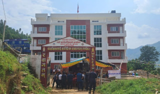 रावाबेँसी गाउँपालिकाद्धारा आफ्नै पक्की प्रशासनिक भवनबाट सेवा प्रवाह सुरु